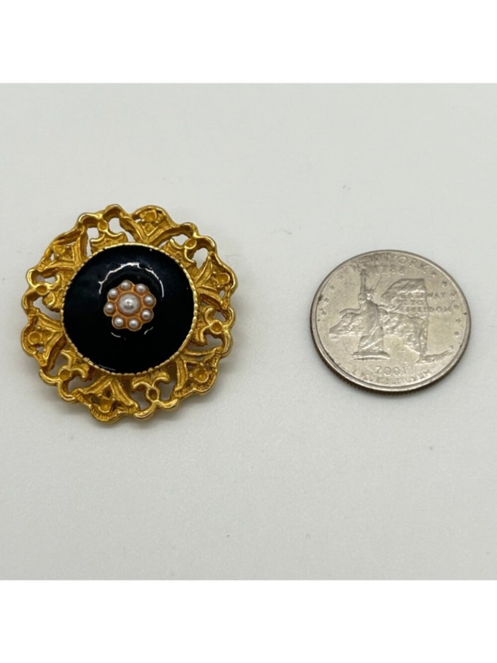 Victorian Revival Brooch Black Enamel Pearl Flower Gold Tone Filigree Pin Gothic - Picture 4 of 10